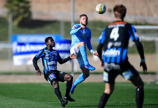 Sirius Kingsley Sarfo och Malmö FFs Lasse Nielsen