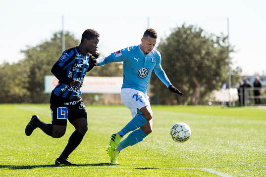 Sirius Kingsley Sarfo och Malmö FFs Tobias Sana