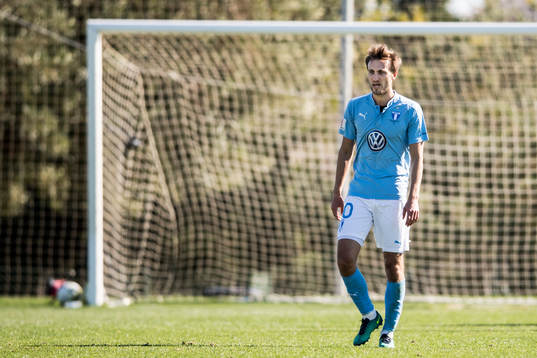 Malmö FFs Magnus Wolff Eikrem deppar