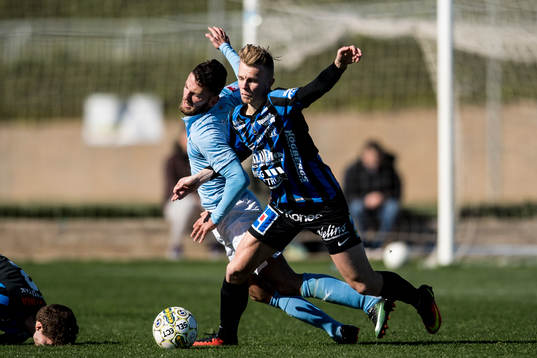 Malmö FFs Erdal Rakip faller