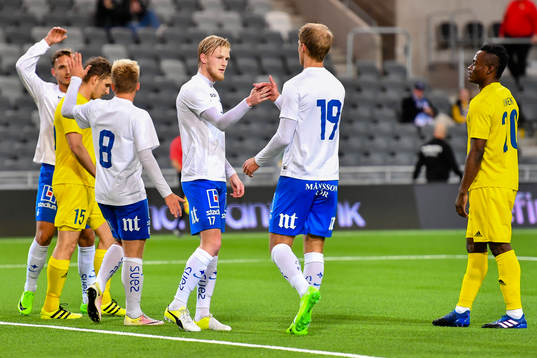Norrköpings Nicklas Bärkroth och Karl Holmberg jublar
