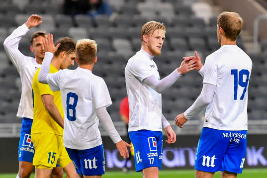 Norrköpings Nicklas Bärkroth och Karl Holmberg jublar