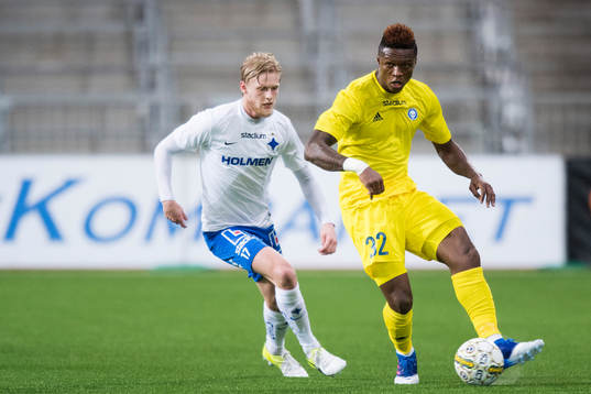 Norrköpings Karl Holmberg utmanar Helsingfors Faith Friday