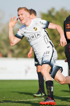 Häckens David Engström jublar