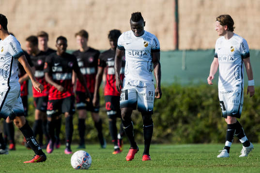 Häckens Alhassan Kamara deppar