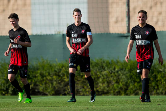 Midtjyllands Jonas Borring jublar
