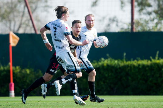 Midtjyllands Mikael Andersson, Häckens Erik Friberg och