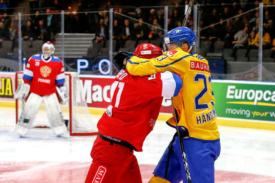 Rysslands Maxim Osipov och Sveriges Fredrik Händemark i