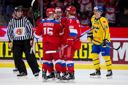 Rysslands Kirill Kaprizov jublar ihop med Anatoly Golyshev