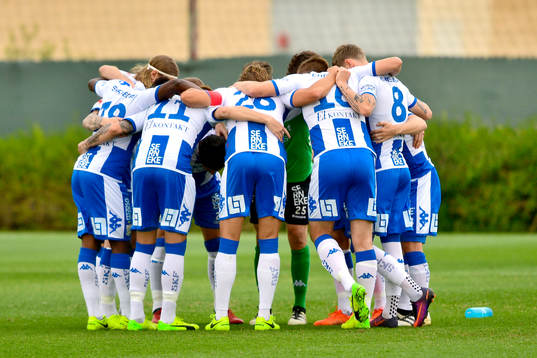 IFK Göteborgs spelare samlas
