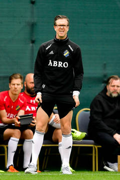 s tränare Rikard Norling