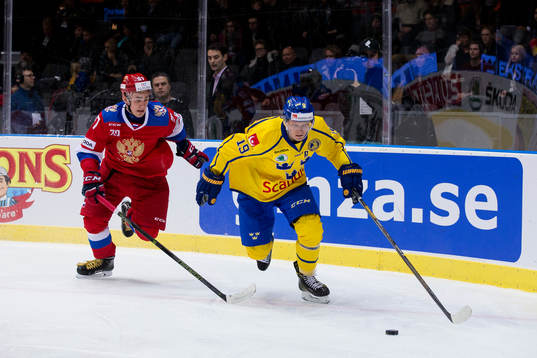 Sveriges Patrik Zackrisson före Rysslands Yegor Rykov