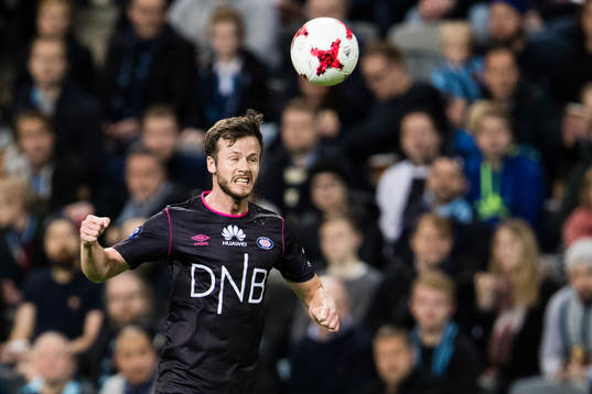 Vålerengens Robert Lundström med en nick
