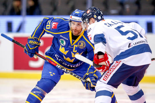 Sveriges Joel Lundqvist och Finlands Tomi Sallinen