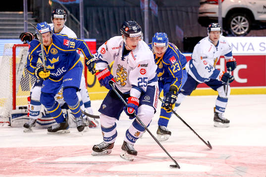 Finlands Henrik Haapala före Sveriges Fredrik Händemark