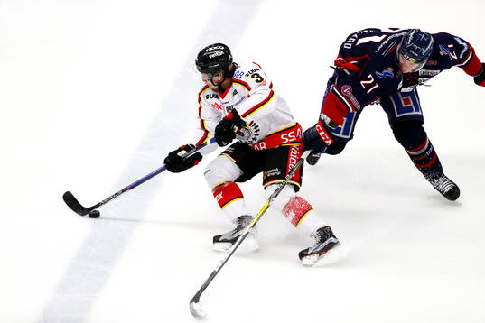 Luleås Daine Todd och Linköpings Emil Sylvegård
