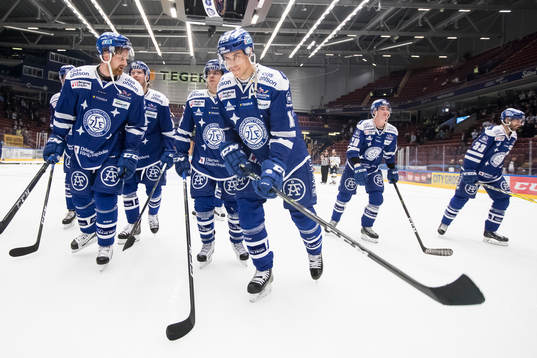 Leksands Mattias Ritola och Jon Knuts jublar