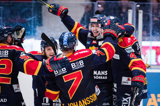 Djurgårdens Linus Johansson jublar