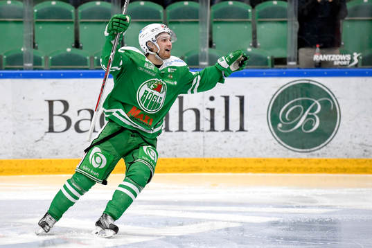 Rögles Simon Ryfors jublar