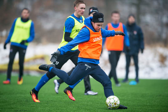 Bläddra bland fler bilder av Fotboll, Örgryte, Träning