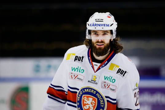 Växjös Ville Leino jublar