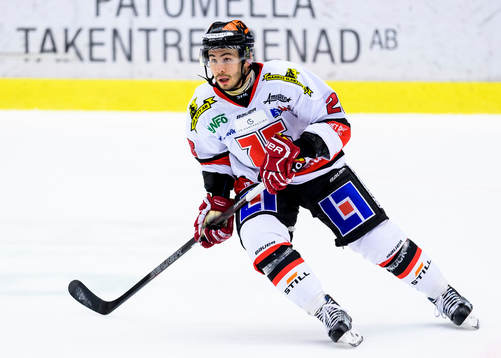 Örebros Greg Squires