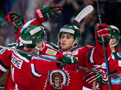 Frölundas Mattias Nörstebö jublar