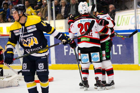 s Mikko Lehtonen deppar och Malmö Redhawks Erik Forssell