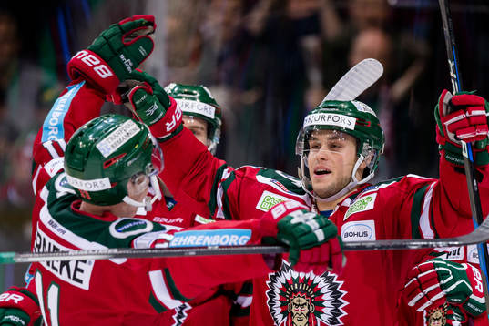 Frölundas Mattias Nörstebö jublar