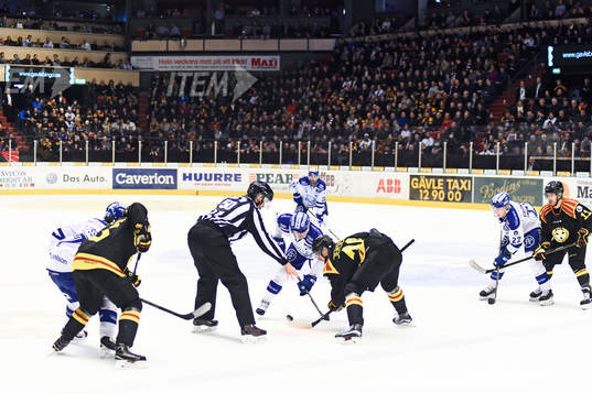 Leksands Eric Castonguay och Brynäs Jesper Jensen tekar