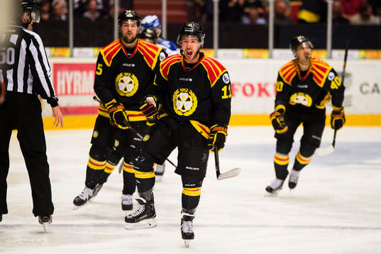 Brynäs Kevin Clark jublar