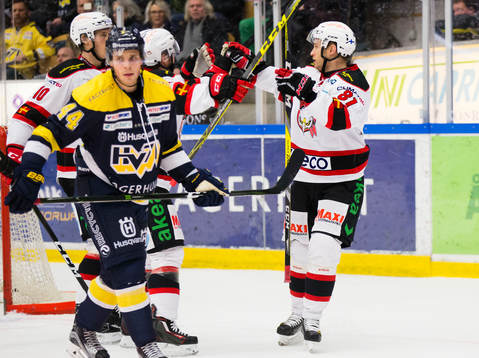 s Mikko Lehtonen deppar och Malmö Redhawks Erik Forssell