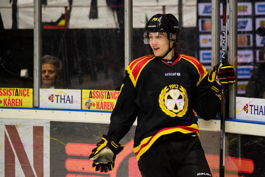 Brynäs Oskar Lindblom jublar