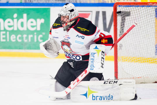 Malmö Redhawks målvakt Cristopher Nihlstorp släpper in