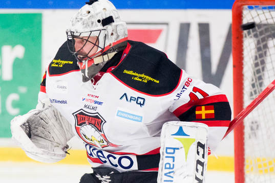 Malmö Redhawks målvakt Cristopher Nihlstorp släpper in