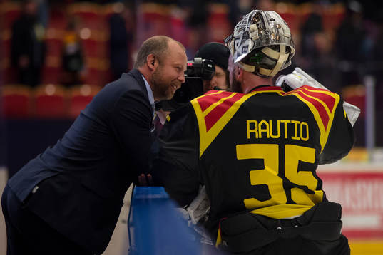 CMores Petter Rönnqvist intervjuar Brynäs målvakt David
