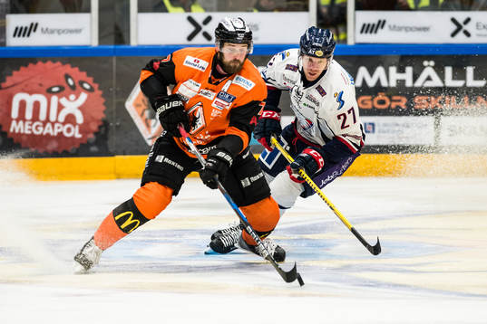 Karlskronas Mattias Karlsson   och Linköpings Marcel