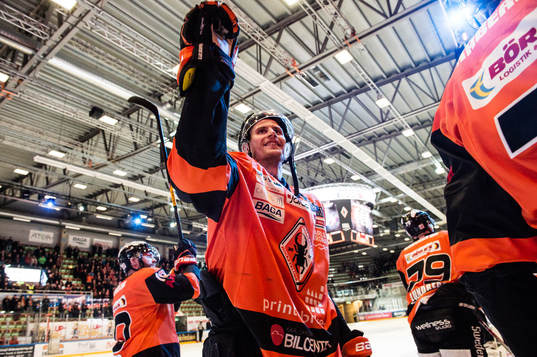 Bläddra bland fler bilder av Ishockey, SHL, Karlskrona - Linköping