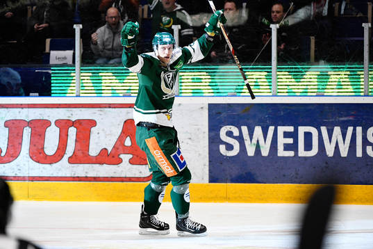 Färjestads Johan Ryno jublar