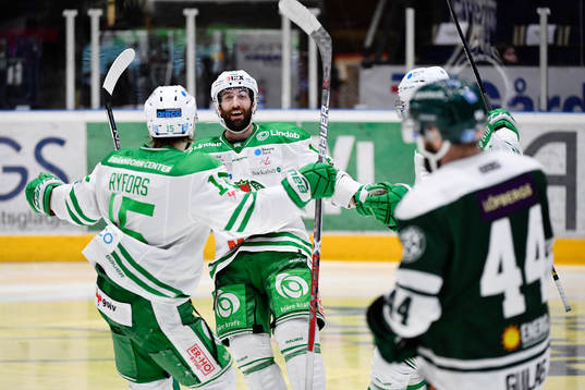Rögles Taylor Matson jublar