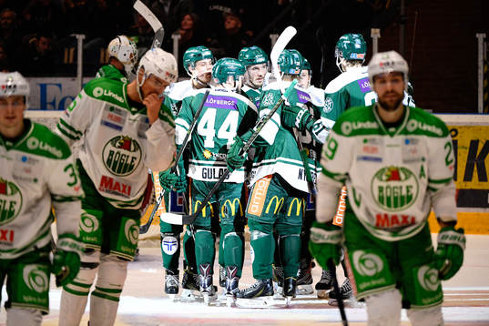 Färjestads Joel Eriksson Ek jublar