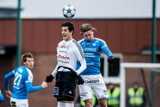 Vänersborgs Valon Gashi och Halmstads Alexander Berntsson
