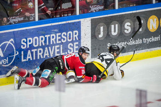 Malmö Redhawks Robin Alvarez mot Brynäs Jonathan Pudas