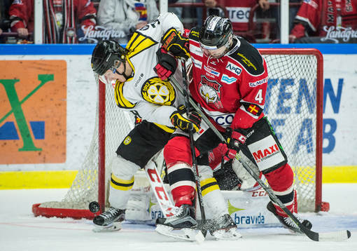 Brynäs Daniel Mannberg mot Malmö Redhawks Noah Welch