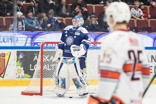 Leksands målvakt Atte Engren deppar