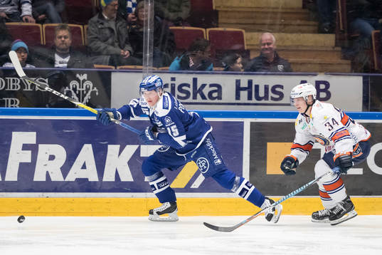 Leksands Johan Porsberger och Växjös Olli Palola i