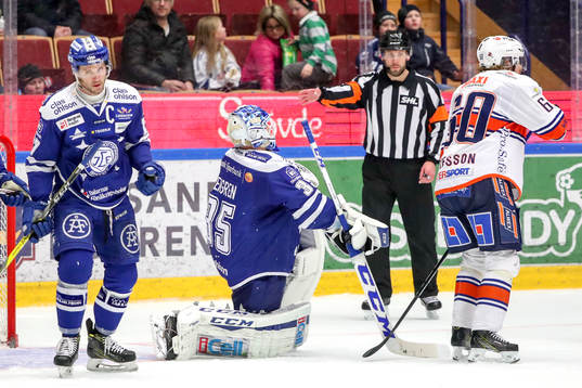 Leksands målvakt Atte Engren och Jesper Ollas deppar