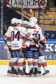 Växjös Olli Palola Emil Pettersson Tuomas Kiiskinen  Cory