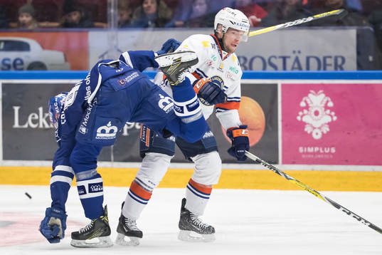 Leksands Lukas Ericsson och Växjös Emil Pettersson i