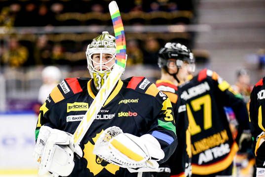 Skellefteås målvakt Joni Ortio klubba och matchställ var